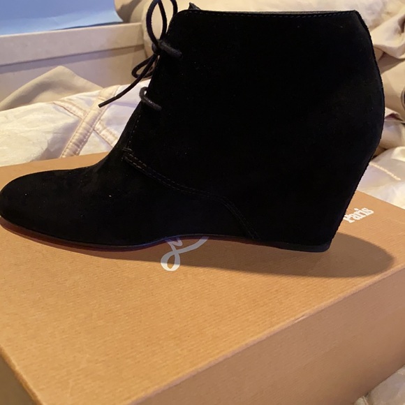 Christian Louboutin Suede Bootie size 36.5 - Picture 12 of 13